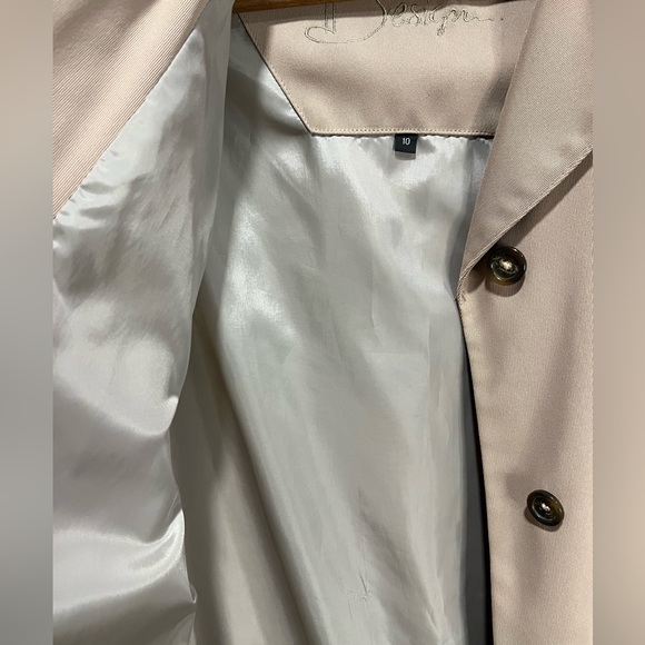 Utex beige full-length trench coat with soft lining. Size 10 - Picture 5 of 5